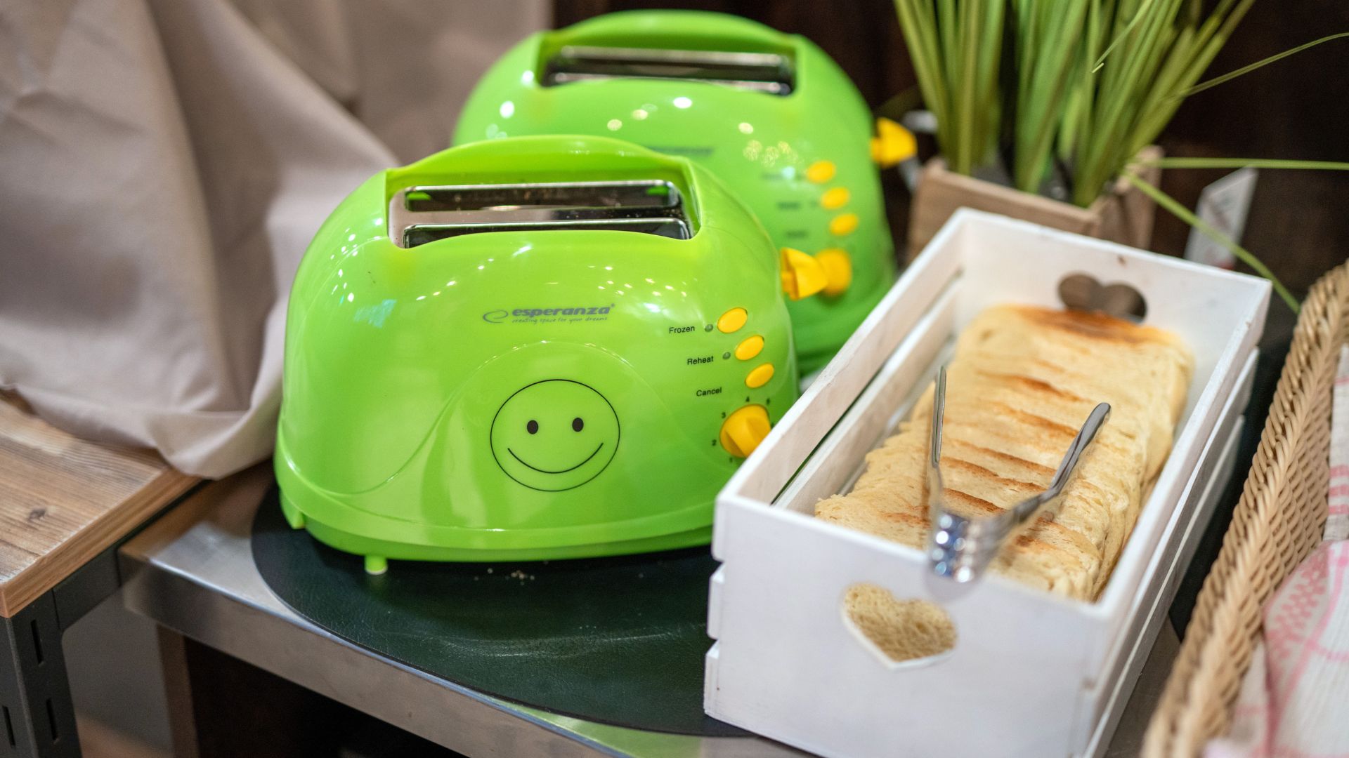 Add a smile to your toast at breakfast!