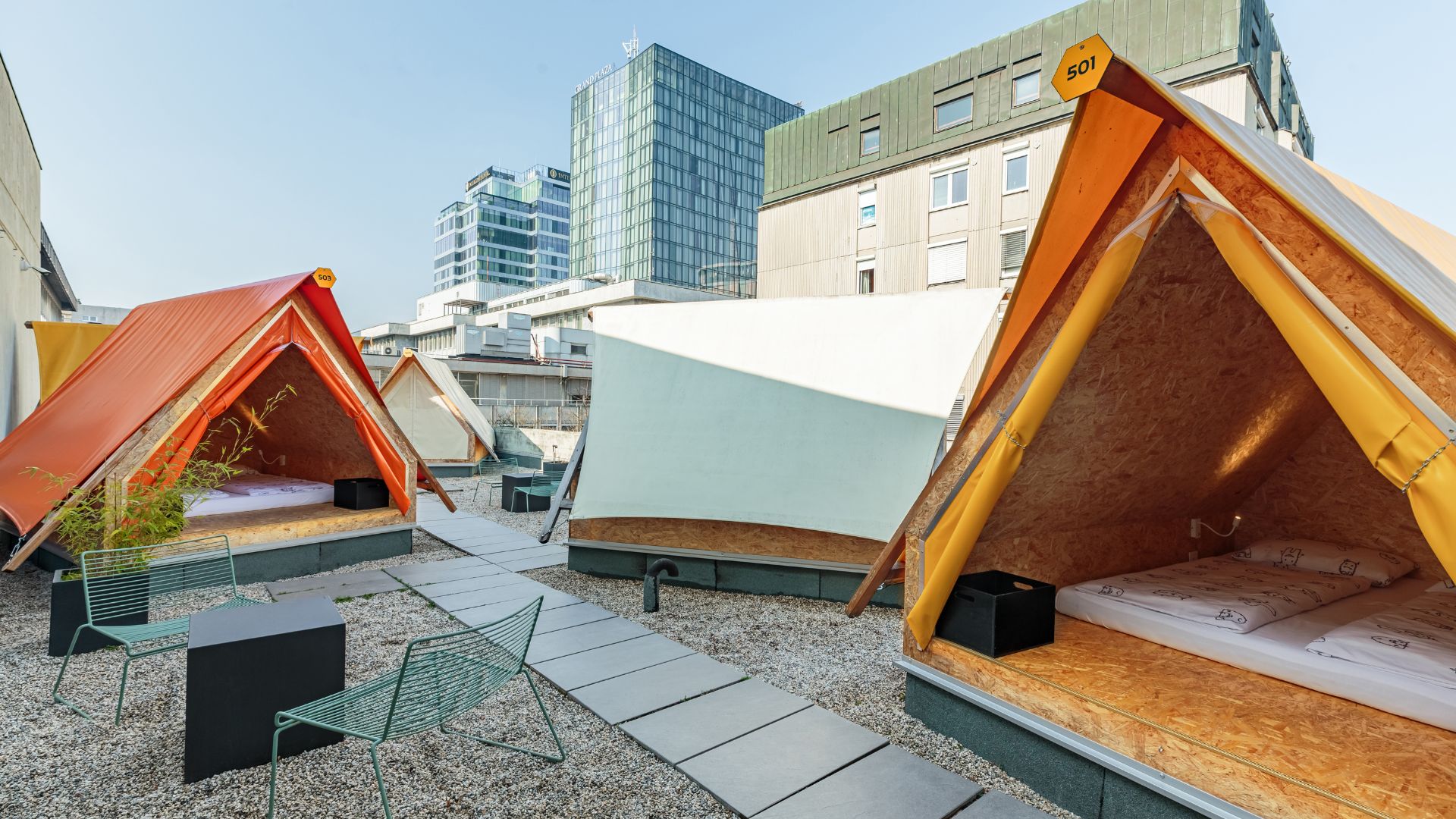 The Fuzzy Log Hostel Rooftop Tents